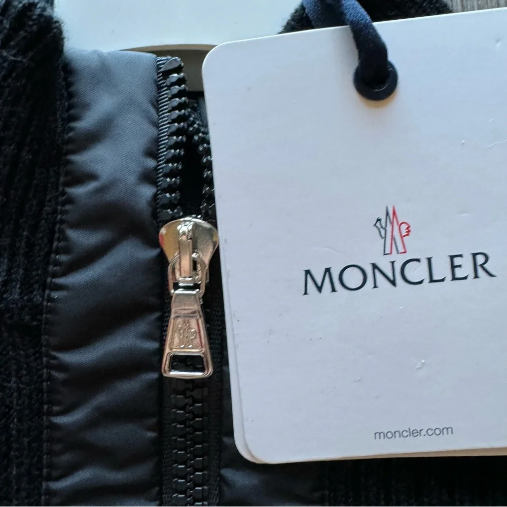 Moncler Cardigan Tricot Black Zip Up Sweater